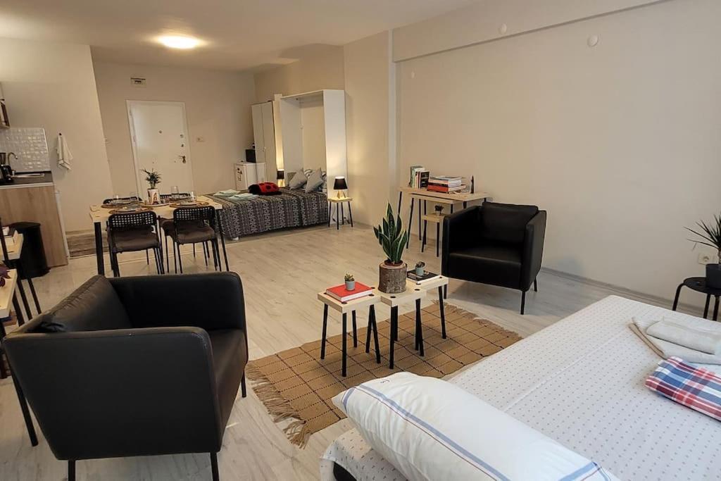 Апартаменты New Cosy Studio In The Heart Of Kadikoy Стамбул Экстерьер фото