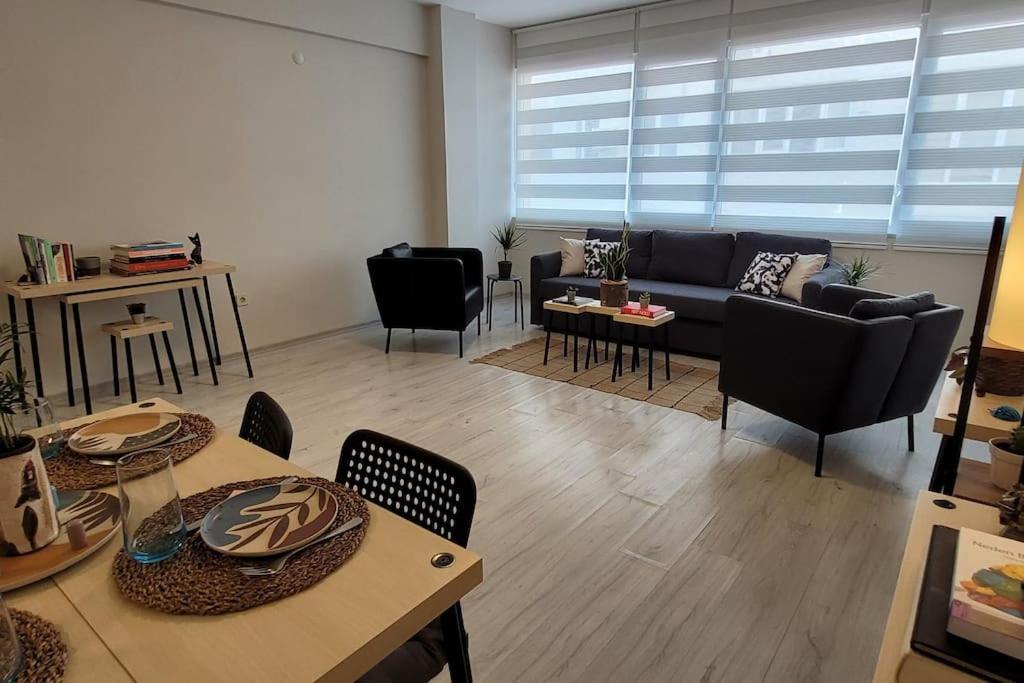 Апартаменты New Cosy Studio In The Heart Of Kadikoy Стамбул Экстерьер фото